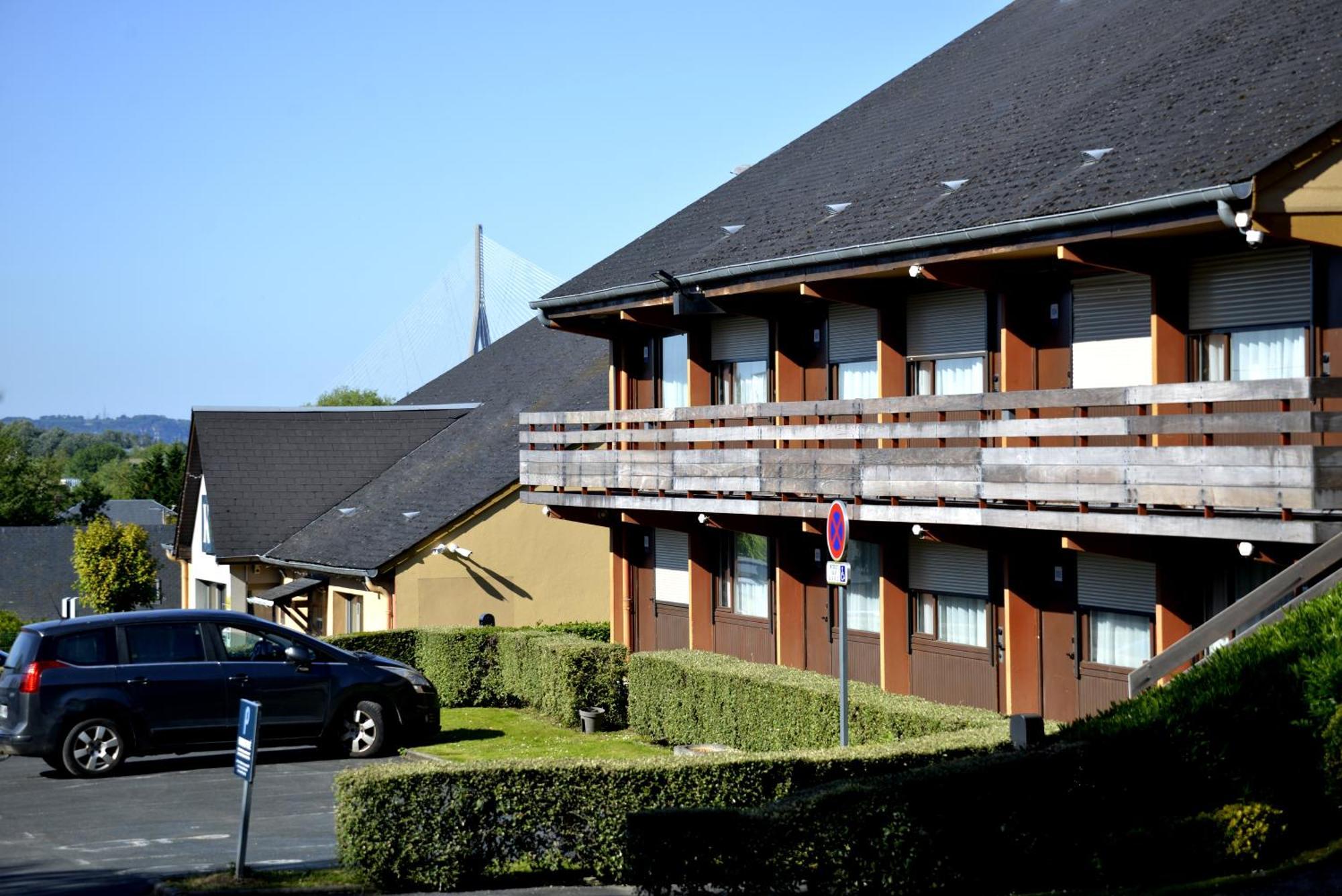 Kyriad Honfleur - La Riviere Saint Sauveur Exteriör bild